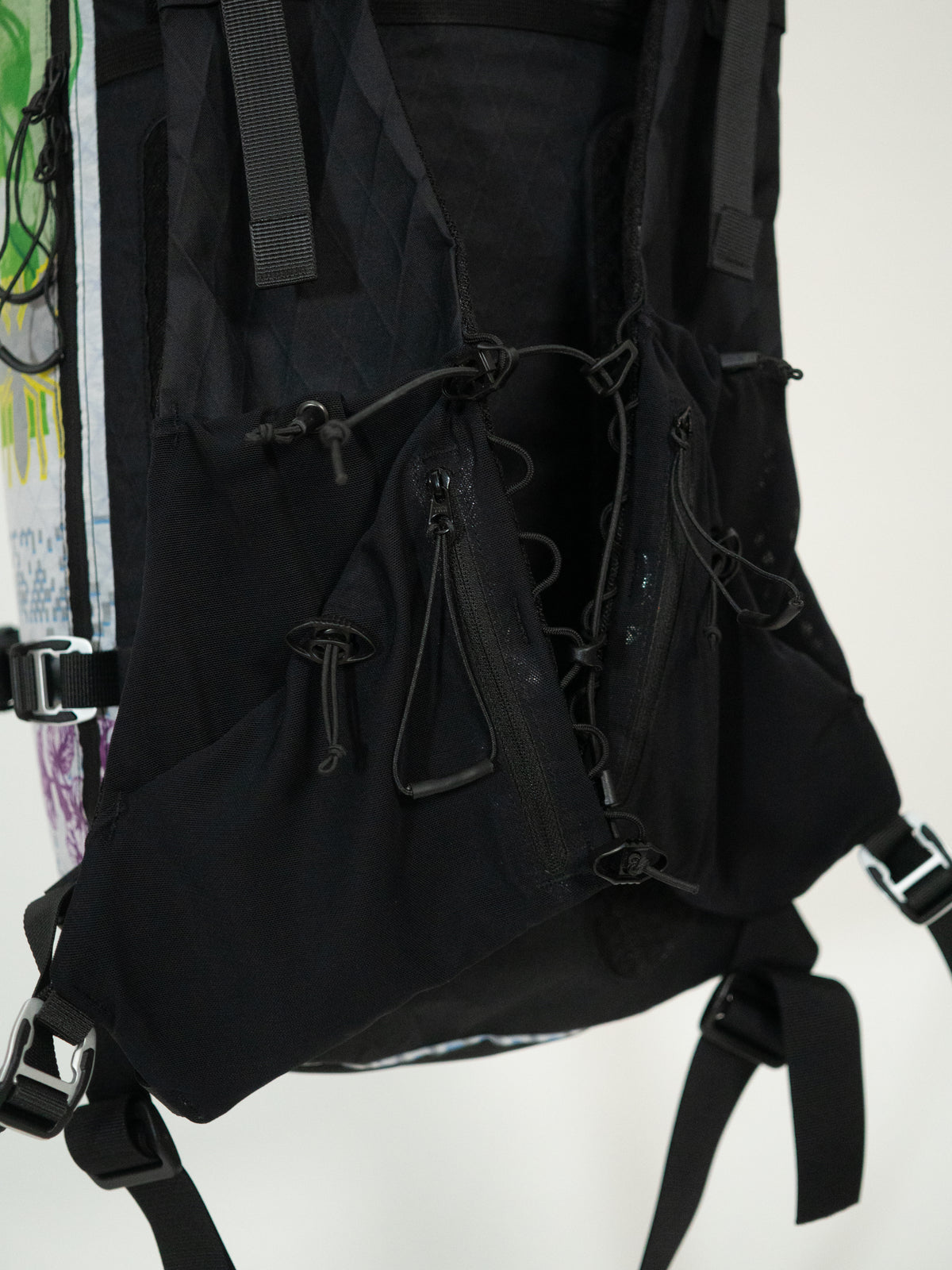 Moga Black X LUCIEN